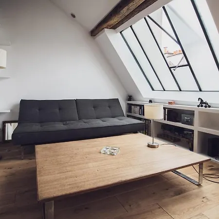 Apartment Hostnfly - Beautiful Design Near Republique Paris