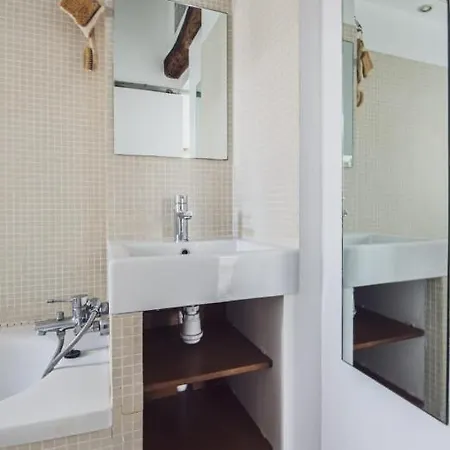 Apartment Hostnfly - Beautiful Design Near Republique *